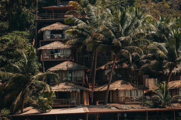 Quelles croisières permettent de découvrir les îles volcaniques de la Réunion?